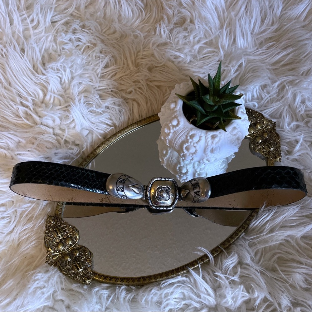 Vintage black reptile leather western belt, brass/ silver buckle, Sz M 🇨🇦 - Picture 6 of 9
